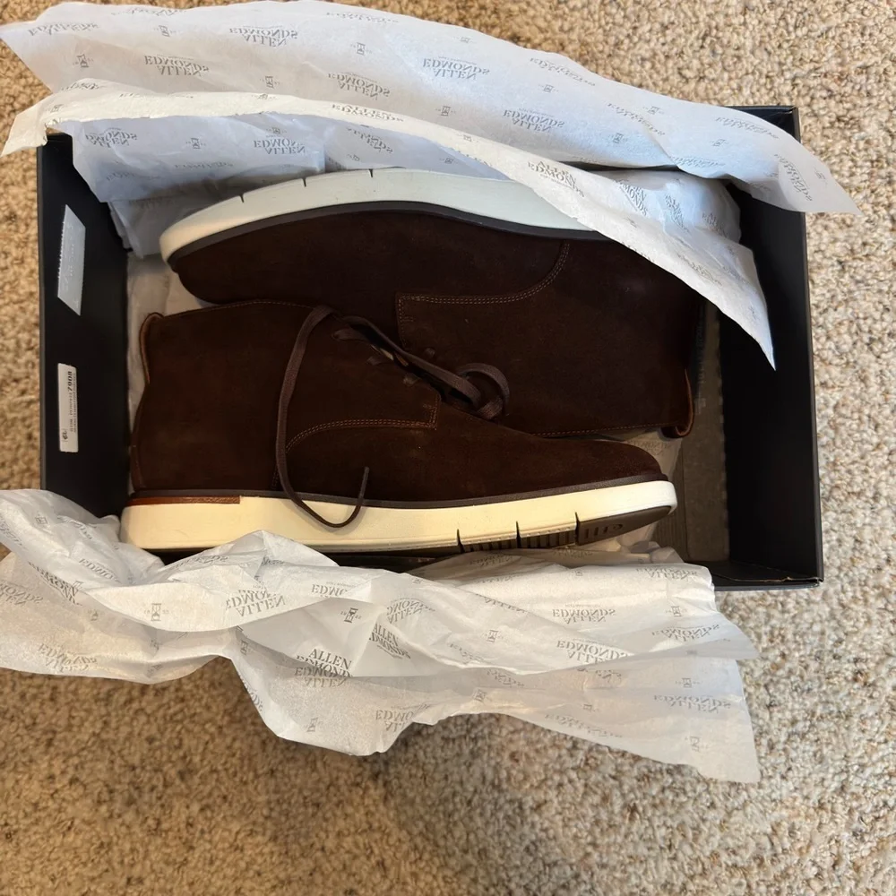 Allen Edmonds Carson Hybrid Chukka - Size 10.5